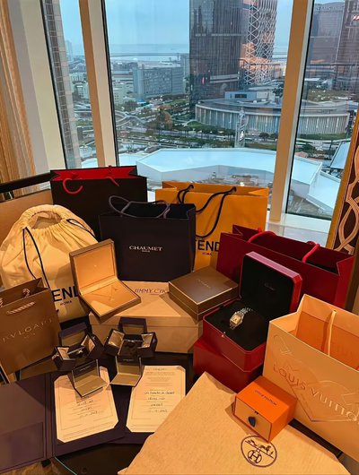实测分享“高仿普拉达Prada Bonnie中号复古皮革托特包怎么选”:不降质量也能有价格优势 p1